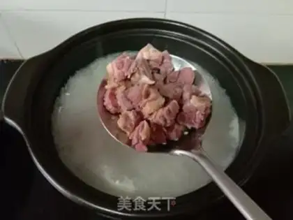 Make Garlic fried duck legs step 1