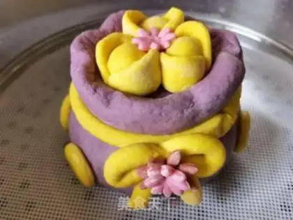Make Poppy buns step 15