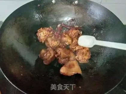 Make Hot pig hoof step 11
