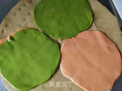 Make Five-colour breakfast cake step 3
