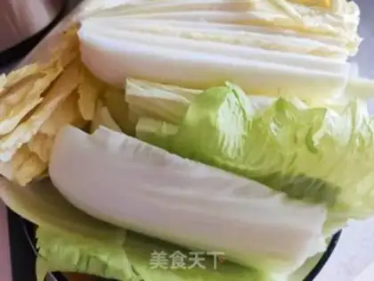 Make Pork, shrimp, cabbage step 3