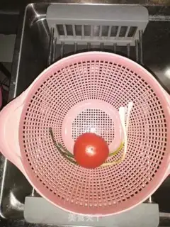 Make Tomato eggs for noodles step 1