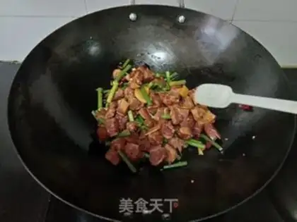 Make Garlic fried duck legs step 8