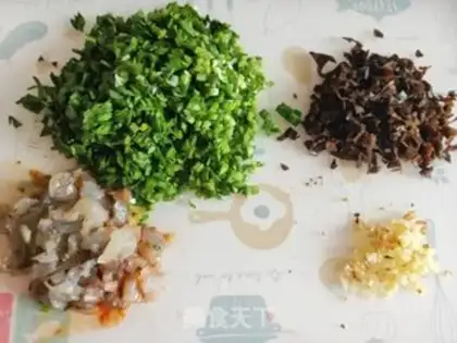 Make Pork, shrimp, cabbage step 7