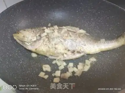 Make Red-burned yellow fish step 3