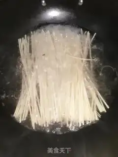 Make Tomato eggs for noodles step 10