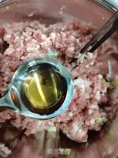 Make Radish pork steam step 1