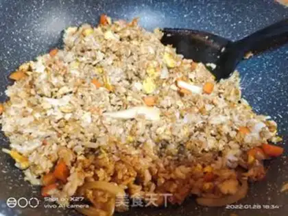 Make Carrot egg fried rice step 6