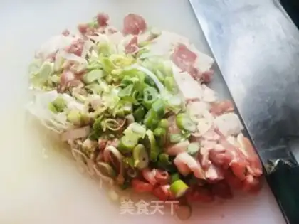 Make Five-flower omelet soup step 1