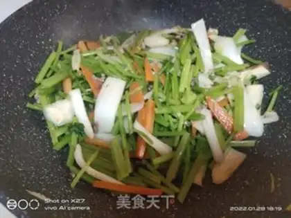 Make Celery fried meat step 5