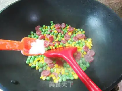 Make Corn grains of red bean fried sausage step 6