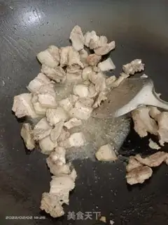 Make Five flowers and chili step 1