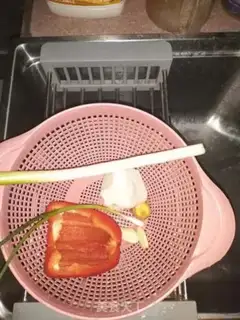 Make The cassava shrimp step 1