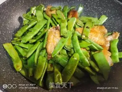 Make A chicken with wings and beans step 6
