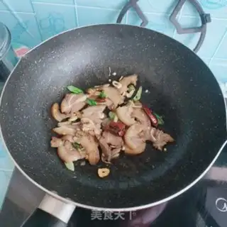Make Pigheads with garlic step 3
