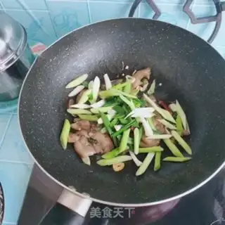 Make Pigheads with garlic step 4