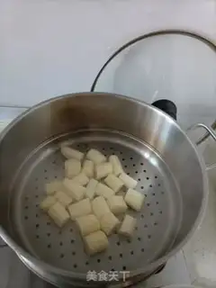Make Apple Mountain Pizza step 0