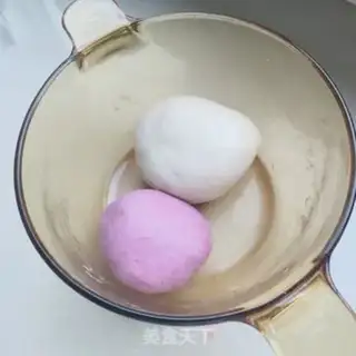Make Pyramid and garlic step 0