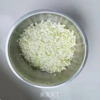 Make Pyramid and garlic step 4