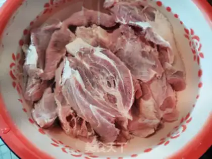 Make Homemade spicy beef step 0