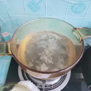 Make Pyramid and garlic step 11