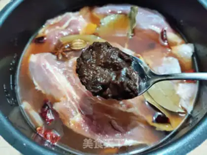Make Homemade spicy beef step 4