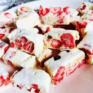 Make Strawberry nuts and sugar step 5