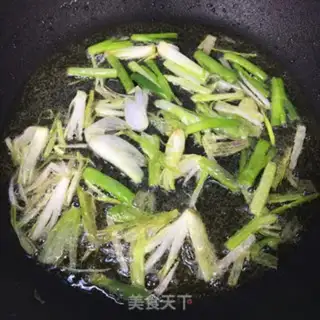Make Onion noodles step 2