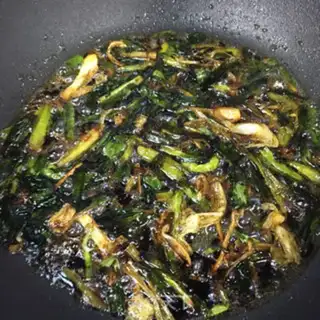 Make Onion noodles step 5