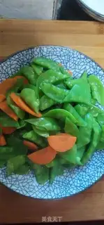 Make Chicken breast fried Dutch beans step 5