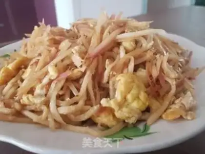 Make Red radish fried eggs step 5