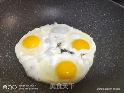 Make Egg and ham step 2