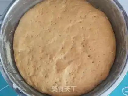 Make Pumpkin double rolls step 2