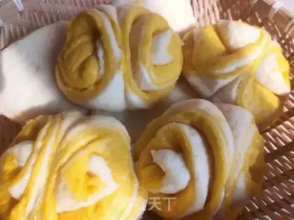 Make Pumpkin double rolls step 16