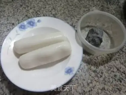 Make Black sesame pig cake step 0