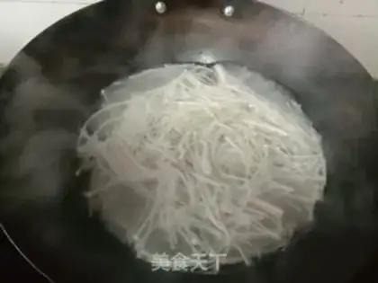 Make Golden mushrooms and eggs step 1
