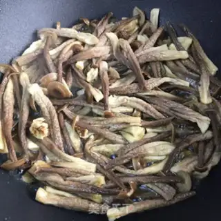 Make Meatloaf deer mushrooms step 3