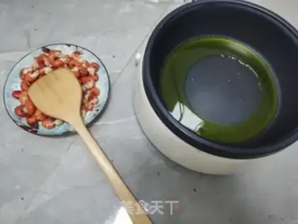 Make Spicy lobster tail step 3