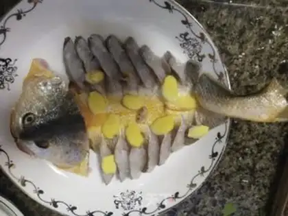 Make A big yellow fish step 3
