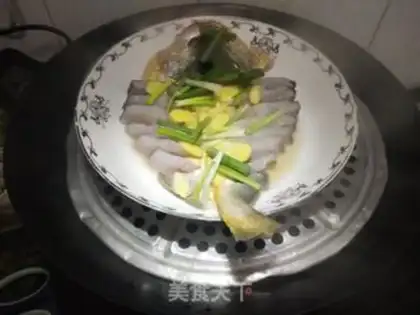 Make A big yellow fish step 5
