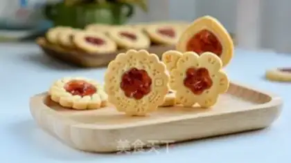 Make Strawberry sauce cookies step 14