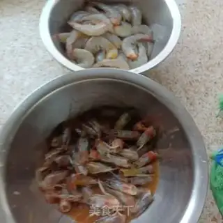 Make Spicy shrimp step 1