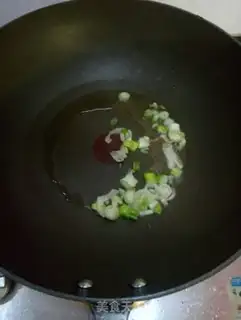 Make Soup of mushroom beef eggs step 2