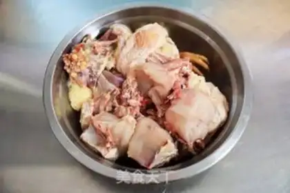 Make Red chicken tofu step 1