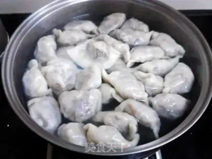 Make Onion onions, mushroom dumplings step 16