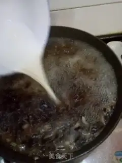 Make Soup of mushroom beef eggs step 6