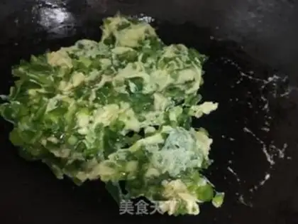 Make Pyramid fried eggs step 5