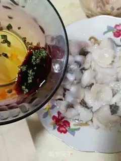 Make Sour spicy fish with golden needle mushrooms step 3