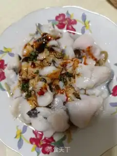 Make Sour spicy fish with golden needle mushrooms step 4