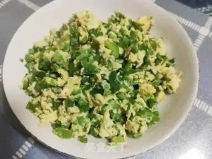 Make Pyramid fried eggs step 8